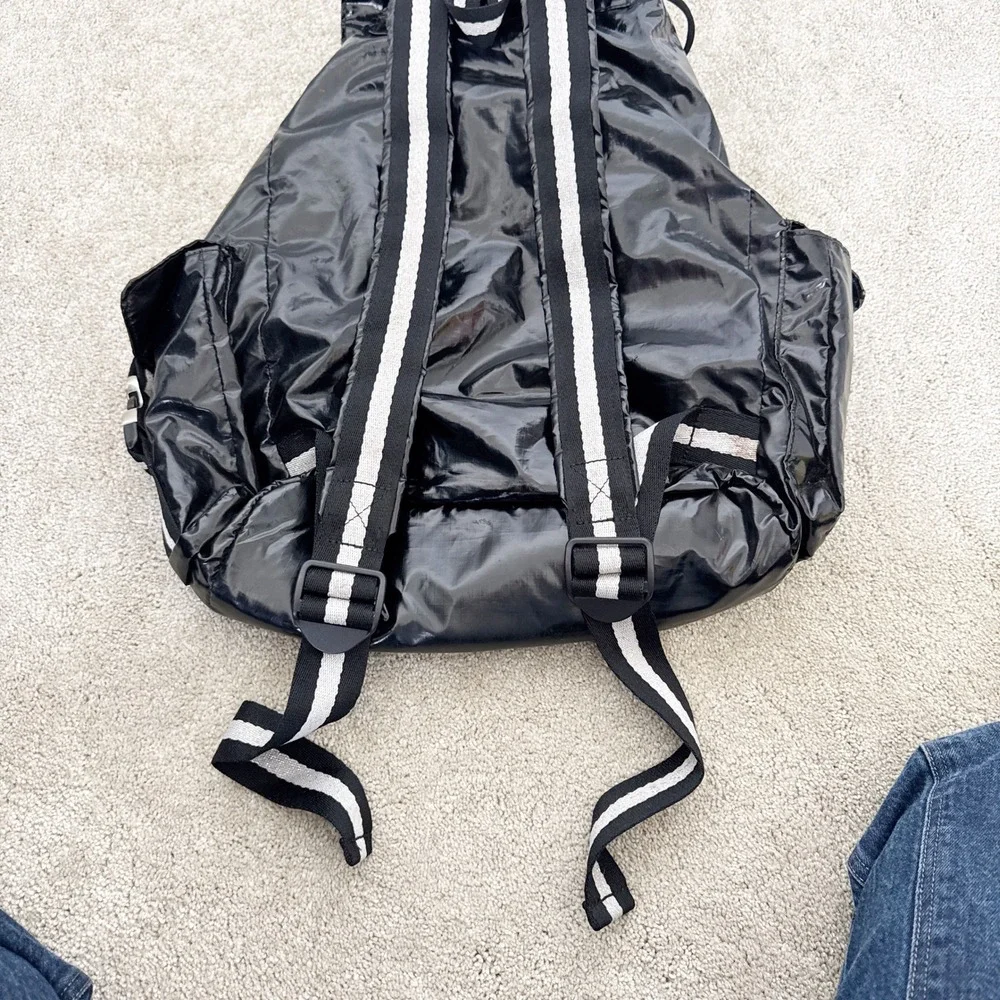LeSportsac Voyager Black Patent‎ Drawstring Backpack Bag Large Travel